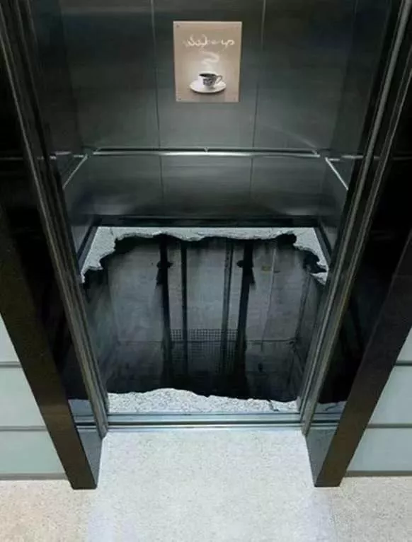 天下苦电梯广告久矣！
