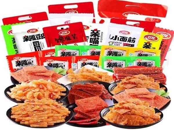 戏精辣条又搞事?!卫龙暗黑辣条年夜饭,你敢尝试吗?