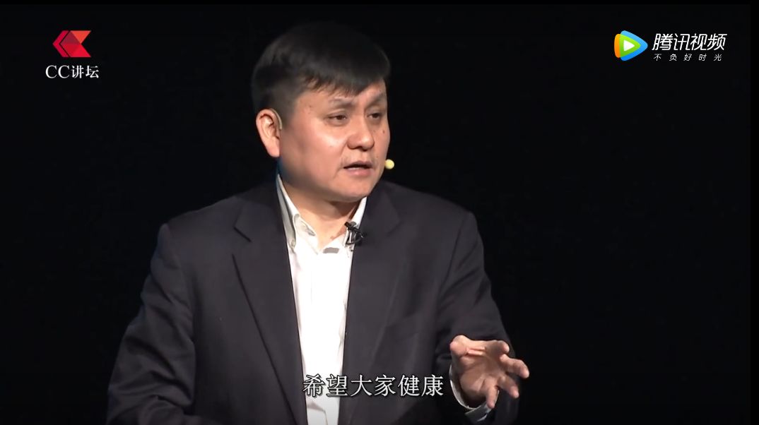 “医学界李佳琦”张文宏医生的演讲，火了！