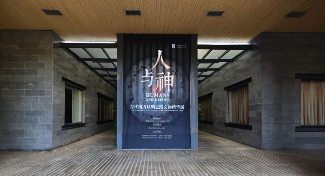 不用戴口罩，我逛完了8家博物馆
