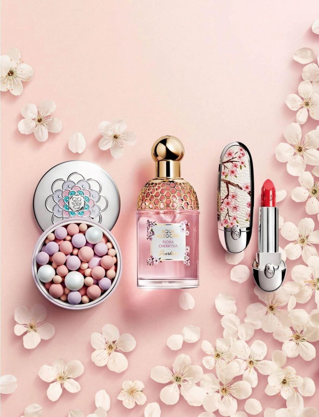 星巴克、coach、可口可乐...樱花限定来了！