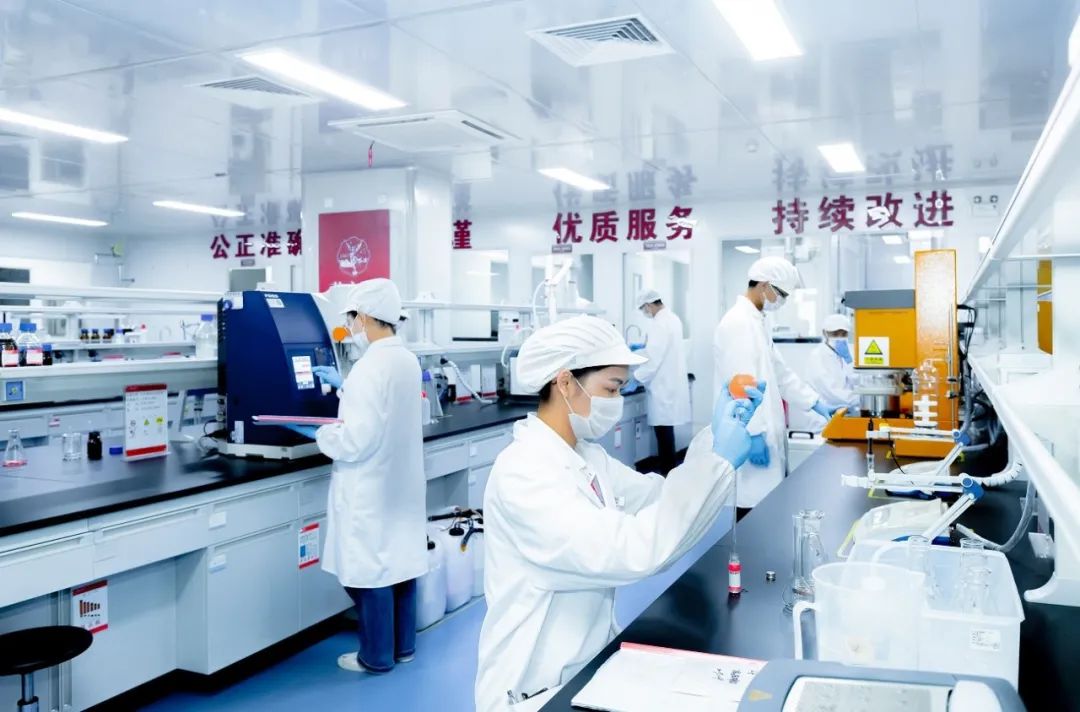 燕之屋为何又被央视点赞？