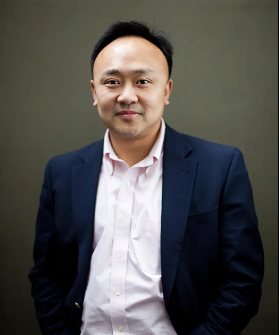 电通安吉斯集团任命洪力舟为中国CRM业务线CEO，王一博成为肯德基品牌代言人