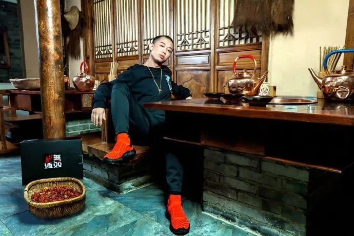 李宁到底是如何成为“中国李宁”的？
