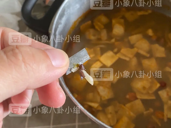 李子柒螺蛳粉吃出刀片、虫子和订书针，网红产品这么不靠谱？