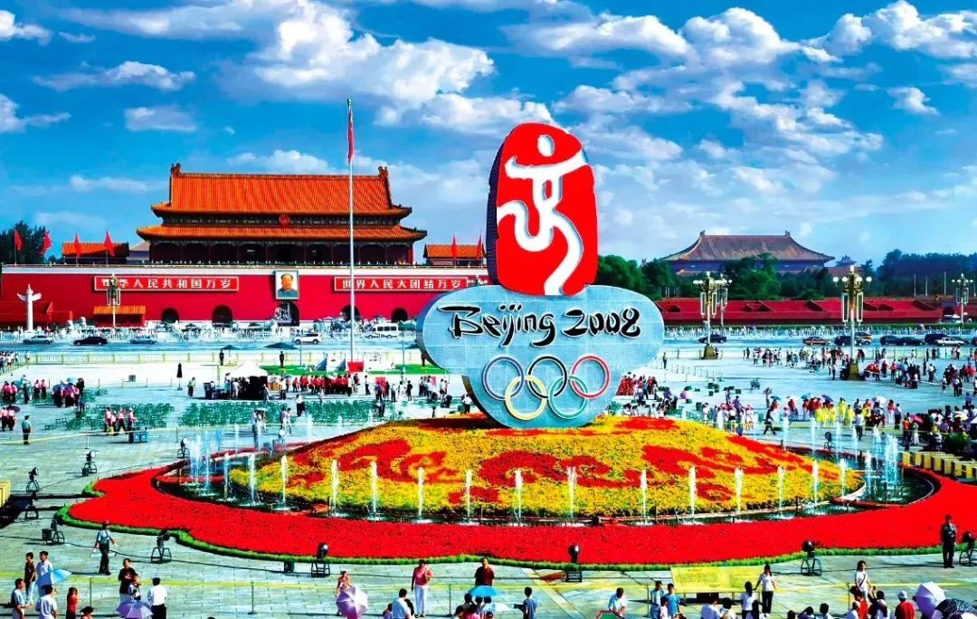 审美之谜：为什么国庆大花篮，年年都这么“土”？