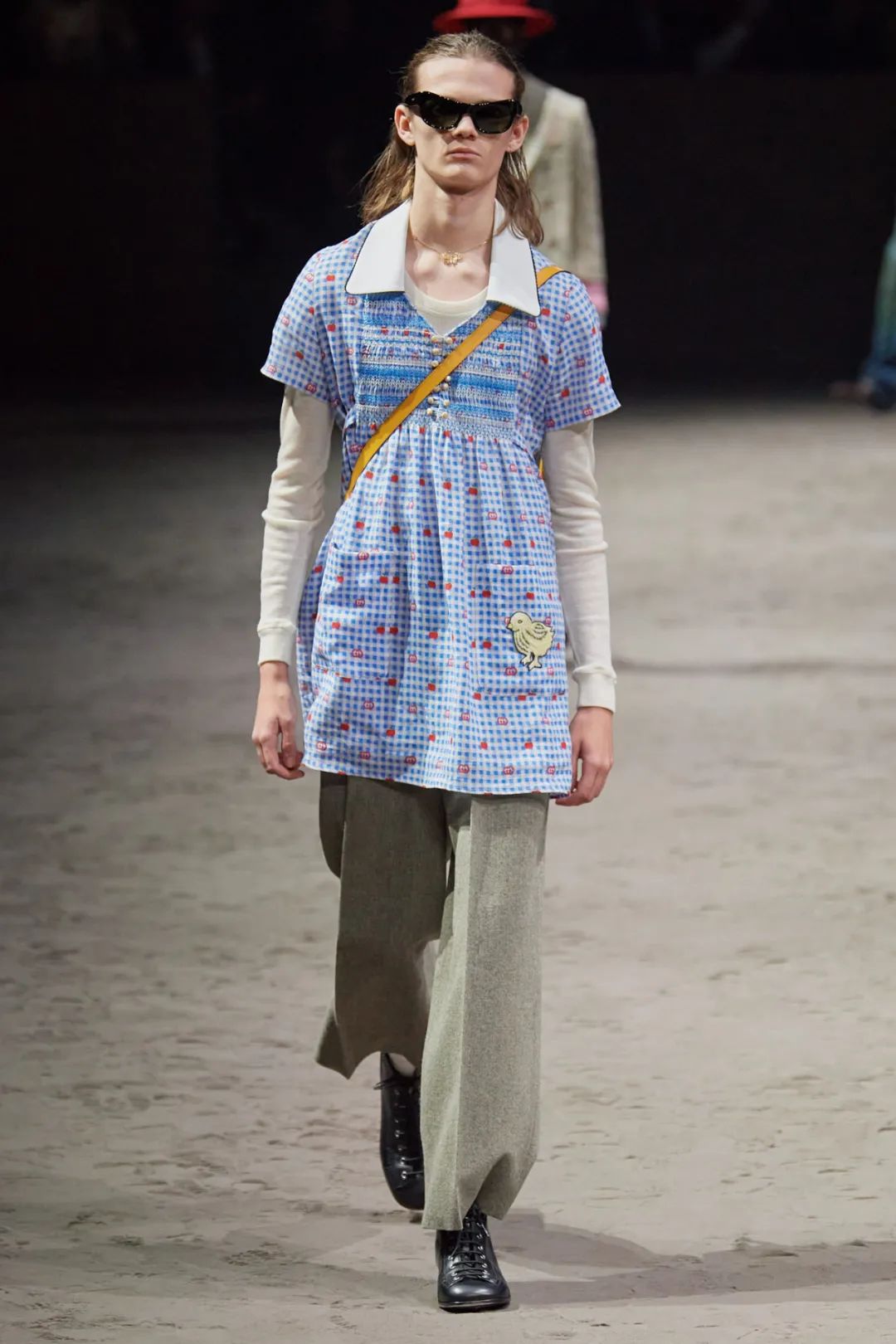 GUCCI推男士连衣裙，奢侈品要中性化了？