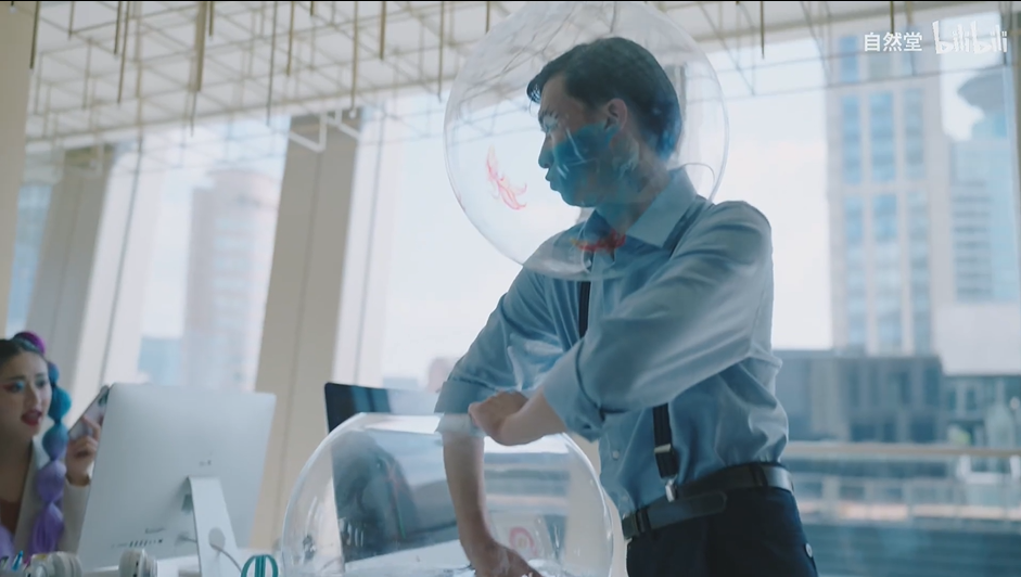 这支「打工人」广告，太太太太“假”了？