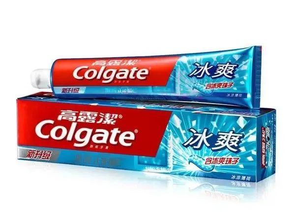 高露洁换LOGO了！还和英特尔联名一起“挤牙膏”？