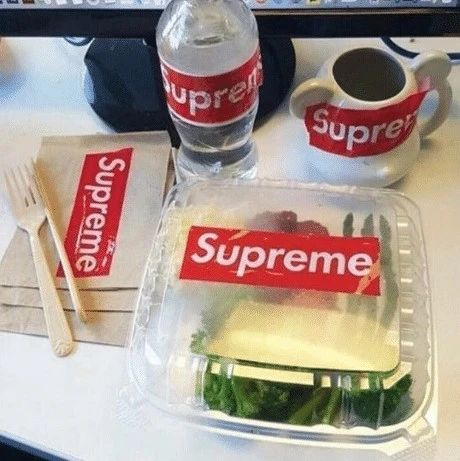 Supreme被收购，还能活下去吗？