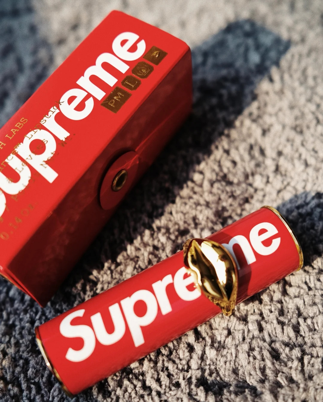 Supreme被收购，还能活下去吗？
