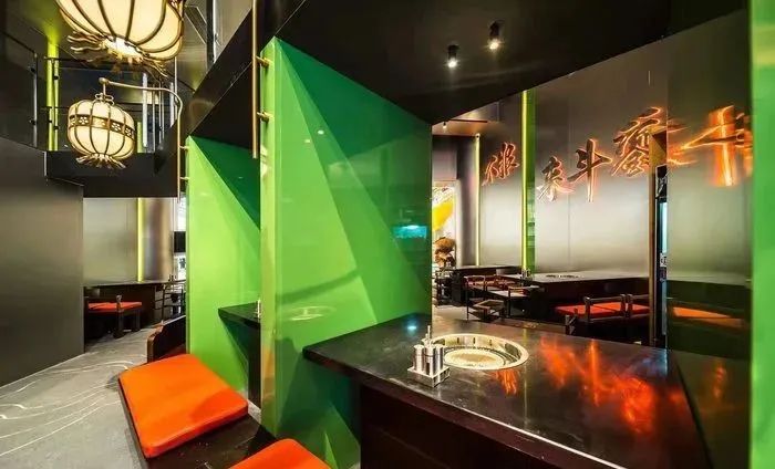 贾乃亮开火锅店，又走国潮设计风？