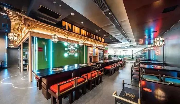 贾乃亮开火锅店，又走国潮设计风？