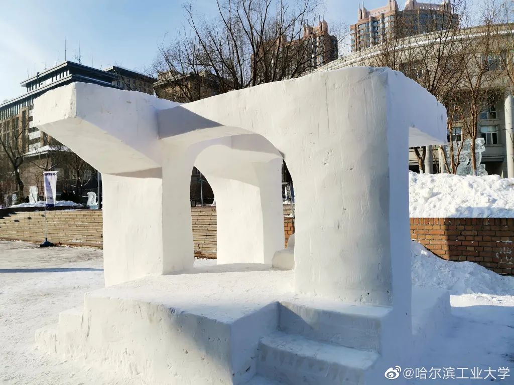 凭设计出圈，哈工大早已不是第一次！