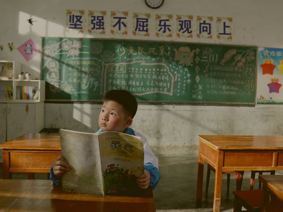新东方在线暖心教师节短片《加分》：致敬所有好老师