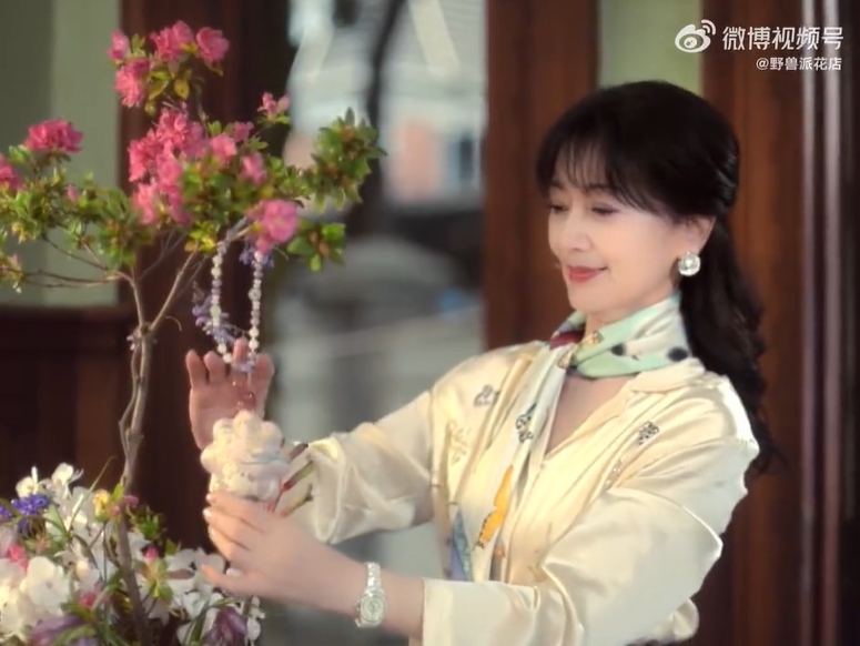 花开日常，母爱无声——野兽派×赵雅芝母亲节温情短片